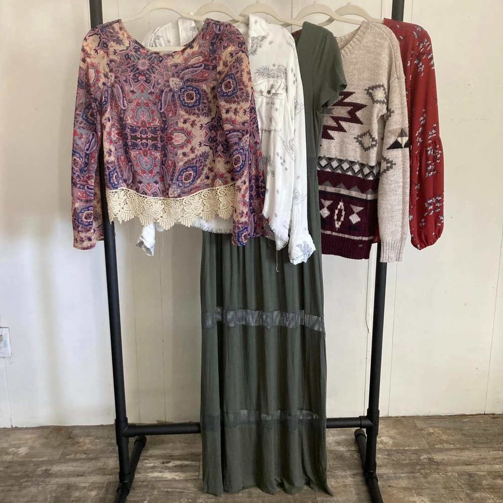 Women's Not so Mystery Bundle Box Size Small #4